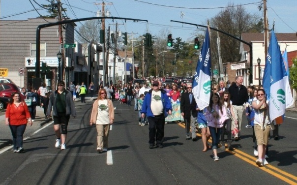 girl scout 100 year parade - april 14th 2012 011.jpg