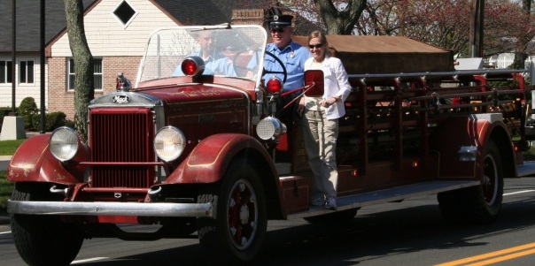 girl scout 100 year parade - april 14th 2012 040.jpg